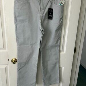 GLORIA VANDERBILT "AMANDA" JEANS NEVER WORN